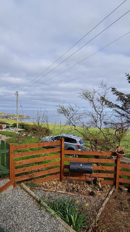 The Tall Pines Yurt Helmsdale Exterior photo